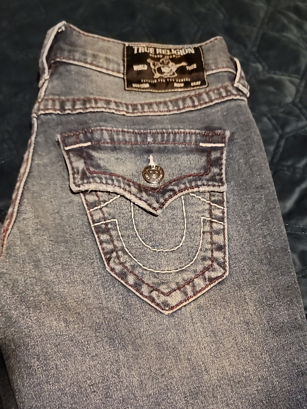 True Religion Women's Faded Blue Skinny Jeans with Flap Back Pocket
